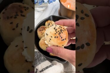 Easy 2 ingredient bagel bites #stuffed #bagels #bread #baking