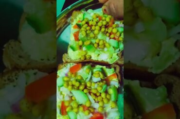 Itna Healthy sandwich try kiya #shorts #youtubeshorts #food #sandwich #viral #recipe