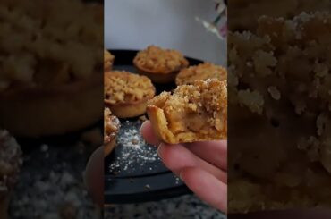 WHOLE WHEAT MINI APPLE PIE THANKSGIVING HEALTHY RECIPES SHORTS #simple #cleaneating #healthy #fall