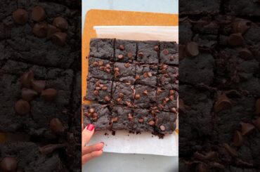 Sweet Potato Brownies | FeelGoodFoodie