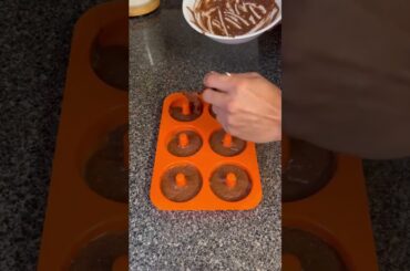 Cream and Fluffy Chocolate Donuts - Make in 20 minutes #healthyfood