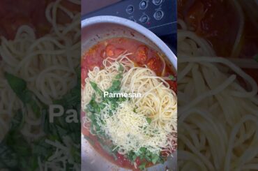 Pasta with cherry tomatoes #food #short #shorts #healthyrecipes #cooking #kitchen #pasta