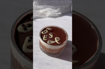 Overnight Oats Chocolate Cheesecake! Healthy & Delicious Recipe #shorts