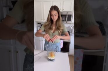 Healthy Apple Cinnamon Bread. (recipe in description) #shorts #cleaneating #glutenfree