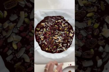 Easy and healthy Christmas dessert #healthyrecipes #healthychristmas