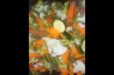BROCCOLLI // CAULIFLOWER // CARROTS SALAD //Healthy salad // SIMPLE SALAD RECIPE//HOW TO COOK