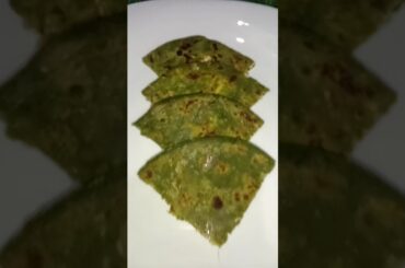 Palak paneer Paratha/healthy breakfast recipe/must try @vijetaskitchen1360