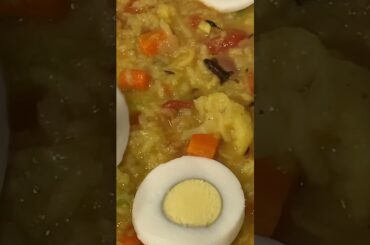 MASALA KHICHDI | Dal Khichdi Recipe | #shortsfeed | Healthy One pot meal for dinner in 10 mins