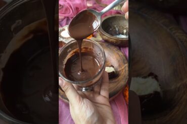 Quick Healthy Snack: Chocolates and coconut bites #recipe #healthyrecipes