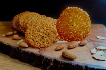 Thin Almond Lacy Cookies - Satisfy your sweet tooth with low-calorie goodness