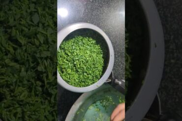 Easy and healthy dinner recipes | chana saag #healthyrecipes #viral #shorts #ytshorts