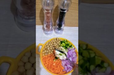 healthy salad recipe Chickpea salad easy protein salad #food #youtubeshorts #salad #healthy #salad