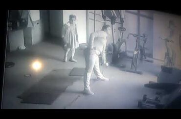 Gym south Delhi gym pls don't sent ur children in tha gym