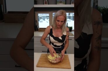 This Delicious, Light Cabbage And Mince Dinner Is Perfect For A Healthy Weeknight Meal!