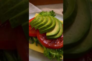 easy to make healthy avocado sandwich #shorts #easyrecipe
