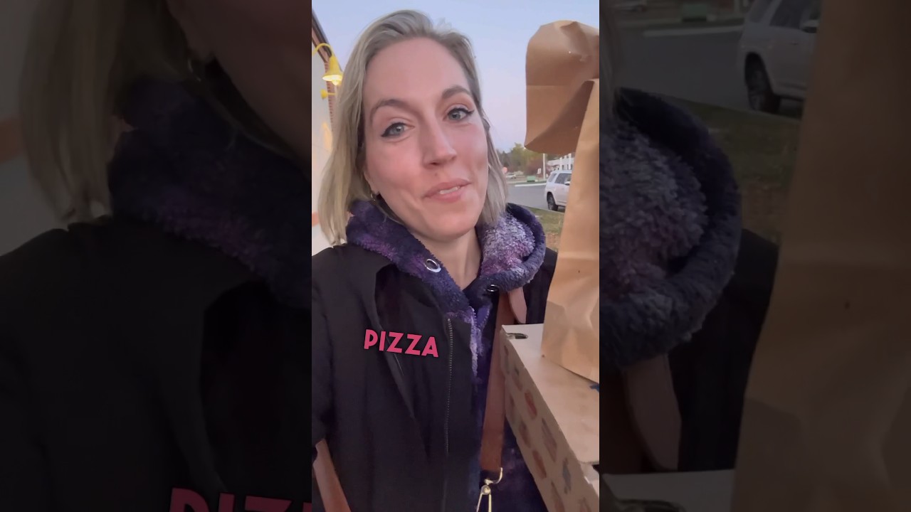 What I eat for my OMAD on Pizza Night! #intermittantfasting #whatieatinaday #omad What I eat for my OMAD on Pizza Night! #intermittantfasting #whatieatinaday #omad