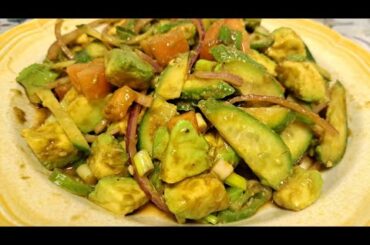 the best salad to start for the year!  healthy avocado salad