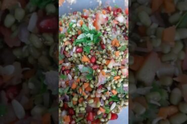 Sprout Salad /Healthy Recipe #shorts #moongsprouts #ytshorts #youtubeshorts #weightlosssalad