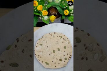 kya aap ne yeh healthy roti banayi hai #roti #healthyroti #shortsfeed #shorts #shalinicooks