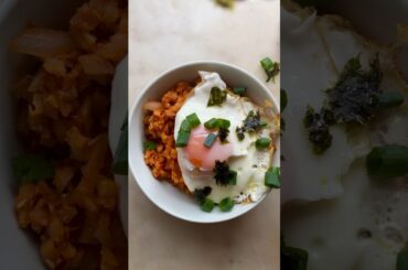 What’s your favourite probiotic food?  #healthyrecipes #koreanfood #food #shorts #healthy #kimchi