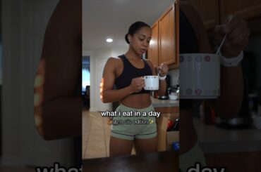 what i eat in a day = 130g of plant-based protein #whatieatinaday #plantbased #vegan