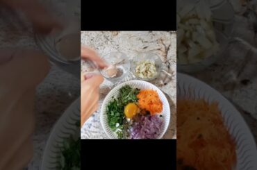 Healthy Omelette | Green peppercorns| Healthy Breakfast Recipe @krimithrecipes#shorts #eggomelette