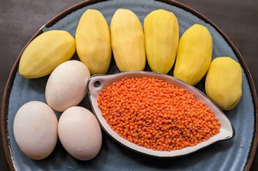 Just Add Eggs With Potatoes Its So Delicious/ Simple Healthy Breakfast Recipe/ Cheap & Tasty Snacks