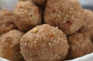 Til ke Laddu Recipe HEALTHY Food Recipes Vitamin B12 / Til ke laddu / Soft & Easy Recipe