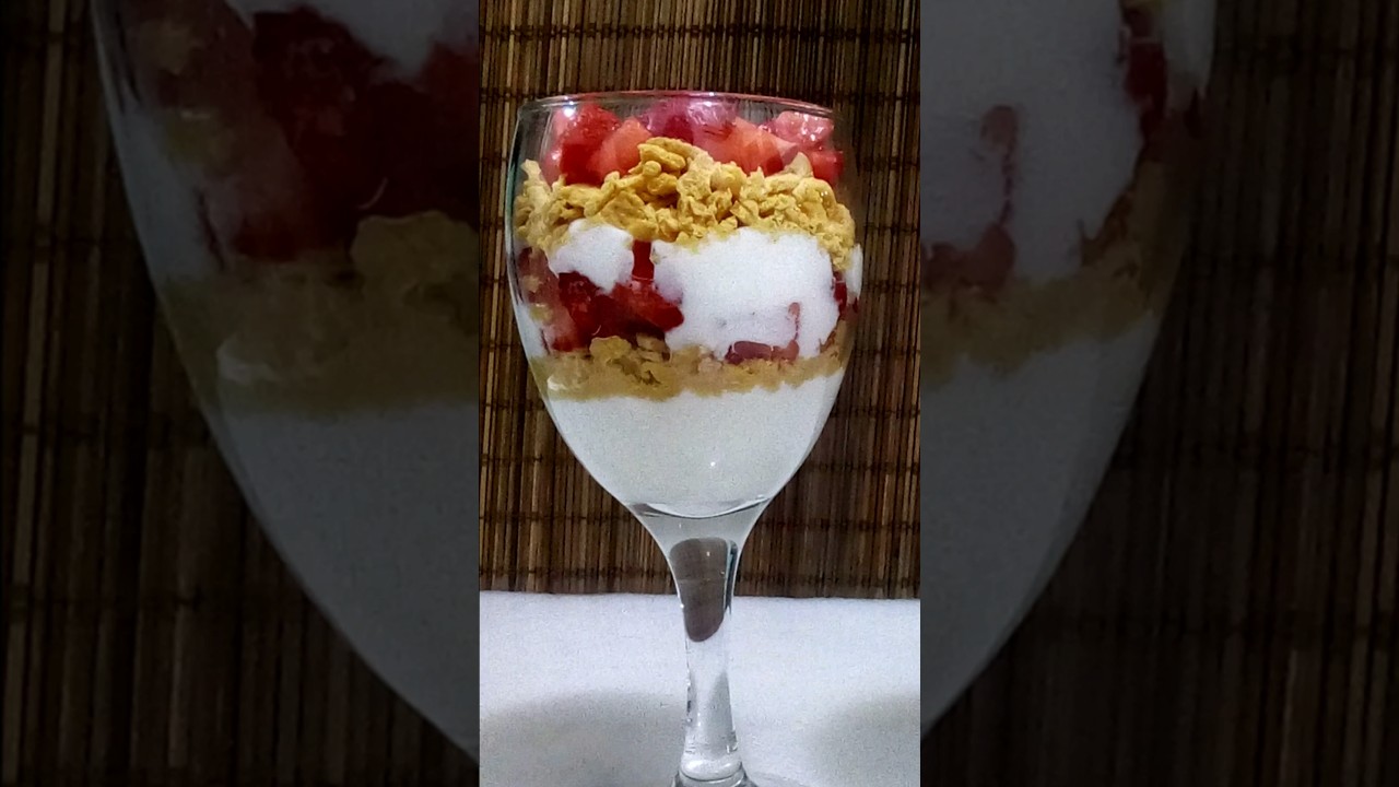 Cornflakes & fruit Parfaits | Easy & Healthy Breakfast Recipe #shorts #viralshorts #youtubeshorts Cornflakes & fruit Parfaits | Easy & Healthy Breakfast Recipe #shorts #viralshorts #youtubeshorts