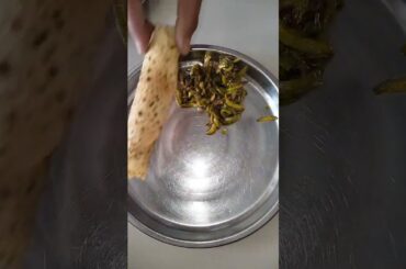 Lunch#new#short#testy #healthy#gilodi#roti#gol#dungri#papad#testy#khana#like#share#subscribe#ytshort