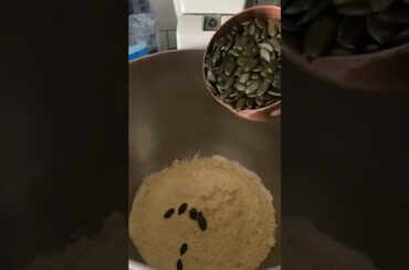 GLUTEN-FREE, DAIRY-FREE, NO SUGAR, HEALTHIEST BREAD, SEED CYCLE BREAD, PUMPKIN SEEDS BREAD, #shorts