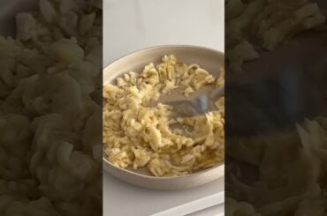 ONE PAN chocolate chip banana bread oatmeal bake #recipe #healthy