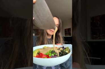 HOW TO STICK TO A HEALTHY DIET! Meal prep a good dressing that will make the healthy food taste good