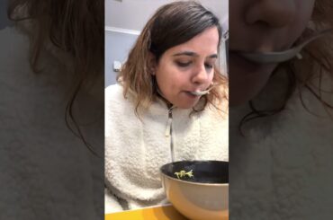 Day 3 of What I Eat/Cook in a Day - Feta Cheese and Chilli Oil Eggs, Matar Paneer #HappyEatsWhat