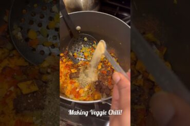 Felt like making Veggie Chili (Vegan). #shorts #chili #dinner #vegan #healthy #recipe