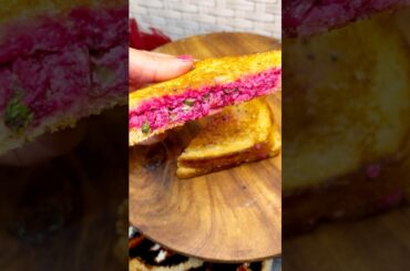 Beetroot Tadka Sandwich Recipe | Healthy Sandwich Recipe #shorts  #sandwich #breakfastrecipe #viral