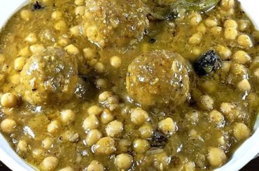 Bazar wale Chole banane ki recipe by Cook with Farooq in Urdu / Hindi