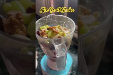 Fruit shake #subscribe #mixfruit #shake #fitness  #fyp #ytshorts #share #healthyrecipes #healthy