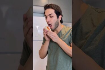 How to Make a Mouthwatering Potato & Egg Sandwich in Minutes