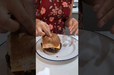 Veggie Burger | Healthy Recipes| Shorts 35/100 | #shortsfeed #shorts #food #burger #healthyfood