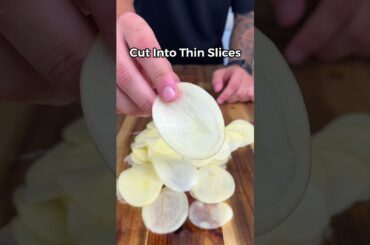 Healthy Low Calorie Sour Cream & Onion Potato Chips! #healthyrecipes #lowcalorie #potato #fitness