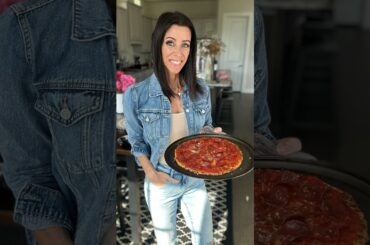 Low carb Lean & Green Pizza! #optavia #leanandgreen #lowcarb #nutritious #weightlossmotivation