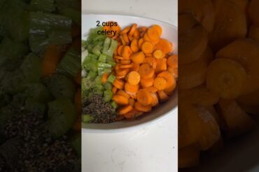 Bean Soup #soup #dinnerideas #souprecipe #comfortfood #foodshorts #beans #vegetarian #healthy #yum