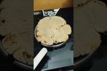 bajare ki Roti healthy and testy#trending #viral #ytshorts #recipes