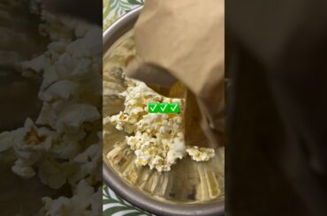 No oil, no salt. Easy popcorn using Microwave! #weekend #popcorn #snacks #healthyrecipes #fun #party