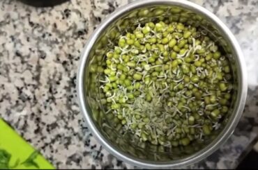 Healthy Snack Recipes / Green Moong Dal Recipe / Green dal masala vadai