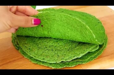 only 3 ingredients!!put everything in the blender and make this  healthy oatmeal spinach recipe