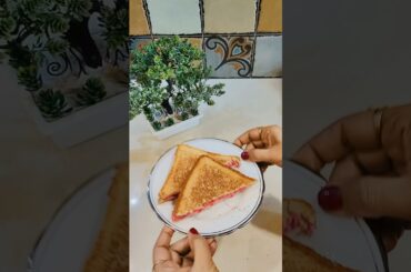 Beetroot Sandwich Recipe | Healthy Beetroot Sandwich | Quick Recipe | Pink Sandwich