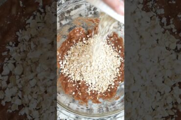 3 Ingredient Oat Banana Mug Cakes Recipe #shorts