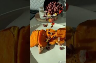 LUNCH IDEAS: Healthier Sweet Potato Nachos #healthyrecipes #recipeideas #recipes #nachos